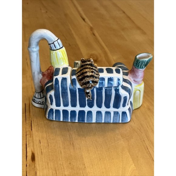 Vintage1995 Tea-nee Teapots Tiny Teapot With Cats On Couch Cardinal Inc - Picture 6 of 10